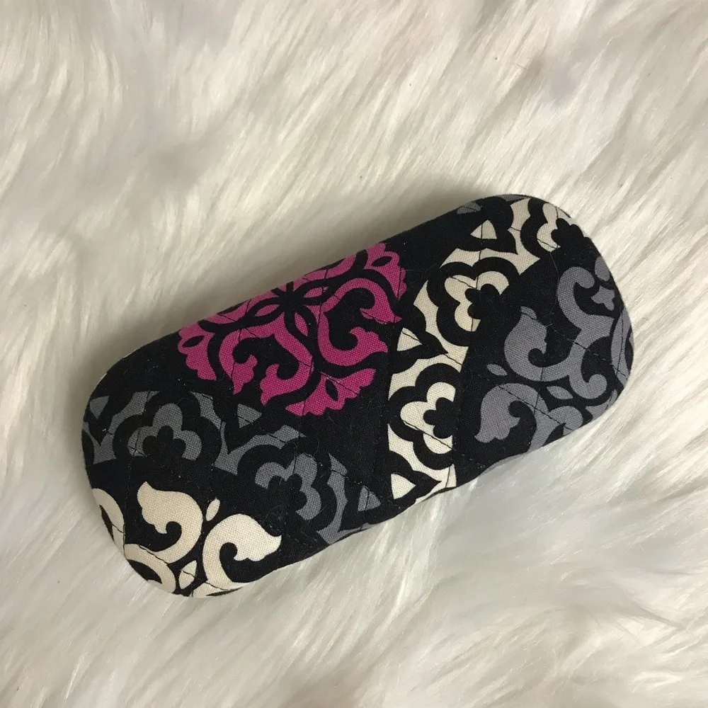 Vera Bradley Black White Gray Patterned Eyeglasses Case - Picture 3 of 3